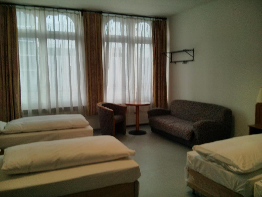 Willy Hotel Frankfurt Frankfurt am Main Quarto foto